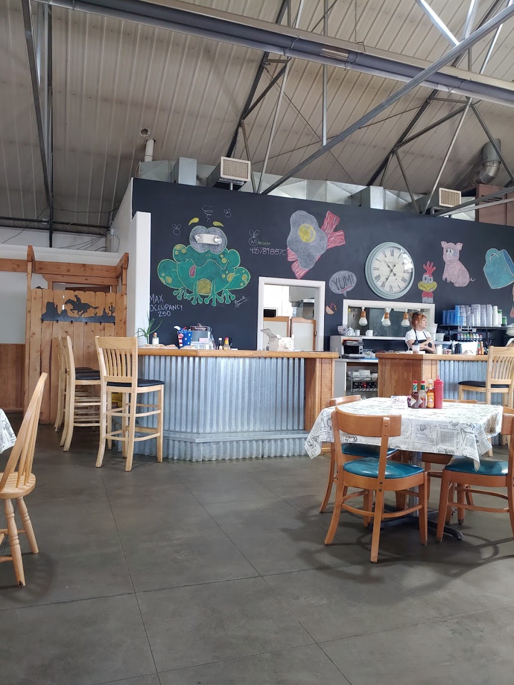 Naples Country Cafe | restaurant | 1010 US-40, Naples, UT 84078, USA | 4357898870 OR +1 435-789-8870