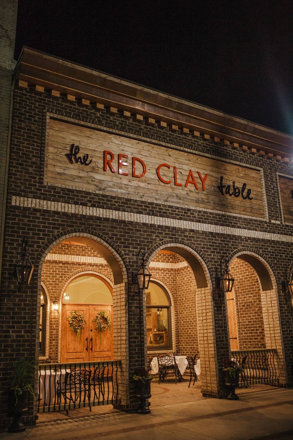 The Red Clay Table | restaurant | 307 N Montgomery Ave, Sheffield, AL 35660, USA | 2563205500 OR +1 256-320-5500