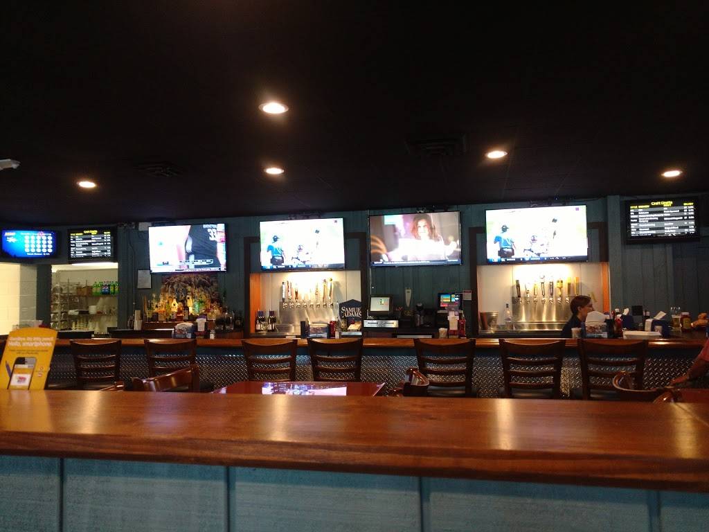 Ralphies Sports Eatery | restaurant | 451 Portland Way N, Galion, OH 44833, USA | 4194622770 OR +1 419-462-2770