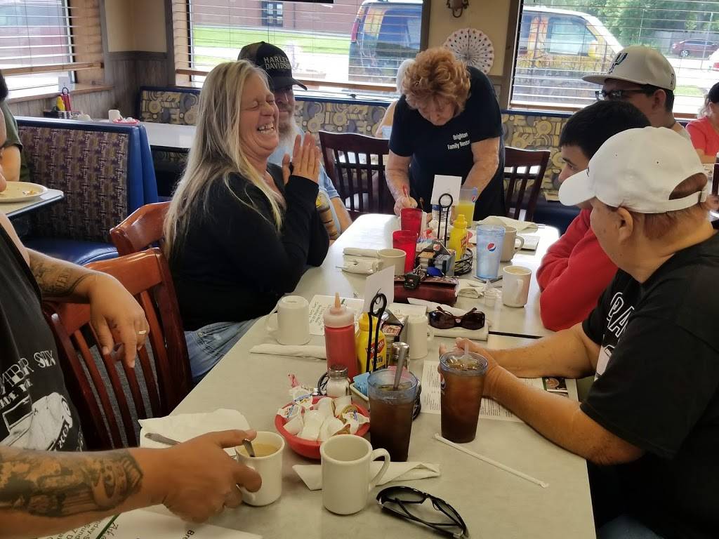 Brighton Family Restaurant | restaurant | 300 N Maple St, Brighton, IL 62012, USA | 6183723567 OR +1 618-372-3567