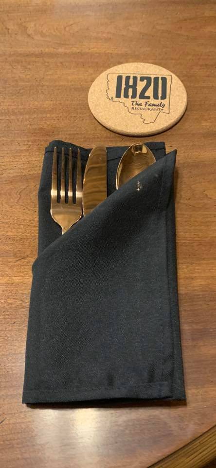 1820, The Family Restaurant | restaurant | 414 W Bridge St, Keytesville, MO 65261, United States | 6604121820 OR +1 660-412-1820