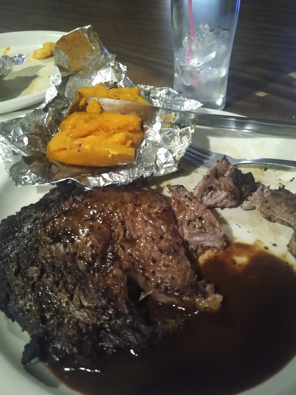 Stein Haus 701 | restaurant | 118 1st Ave NW, Ashley, ND 58413, USA | 7012883228 OR +1 701-288-3228