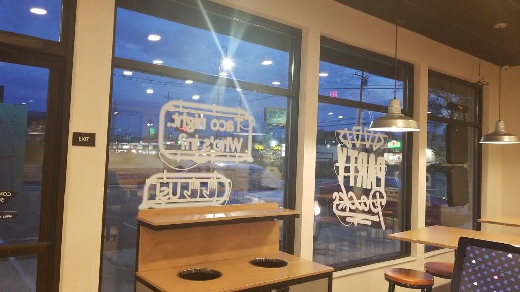 Taco Bell | meal takeaway | 9200 Winton Rd, Cincinnati, OH 45231, USA | 5135211097 OR +1 513-521-1097