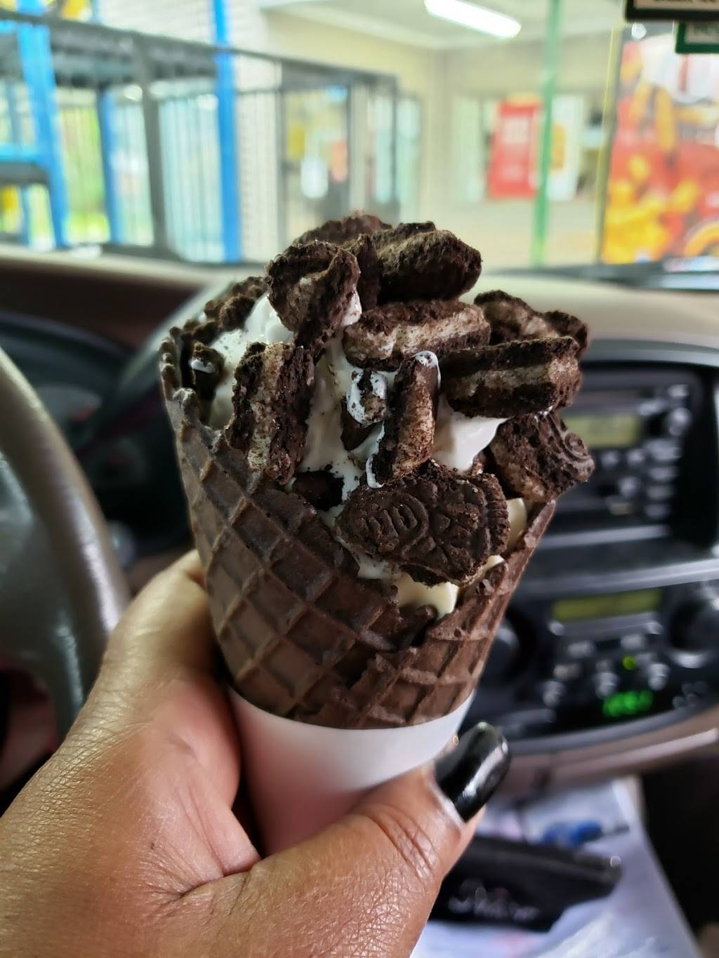 Sonic Drive-In | restaurant | 300 N Longstreet St, Kingstree, SC 29556, USA | 8433547743 OR +1 843-354-7743