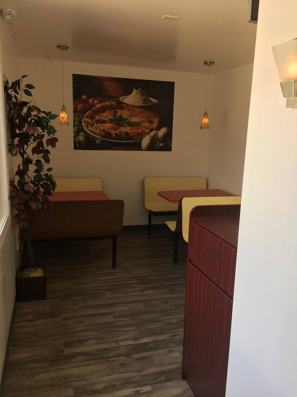 Mikes Pizza | meal delivery | 1116 Grove Ave, Radford, VA 24141, USA | 5407310000 OR +1 540-731-0000