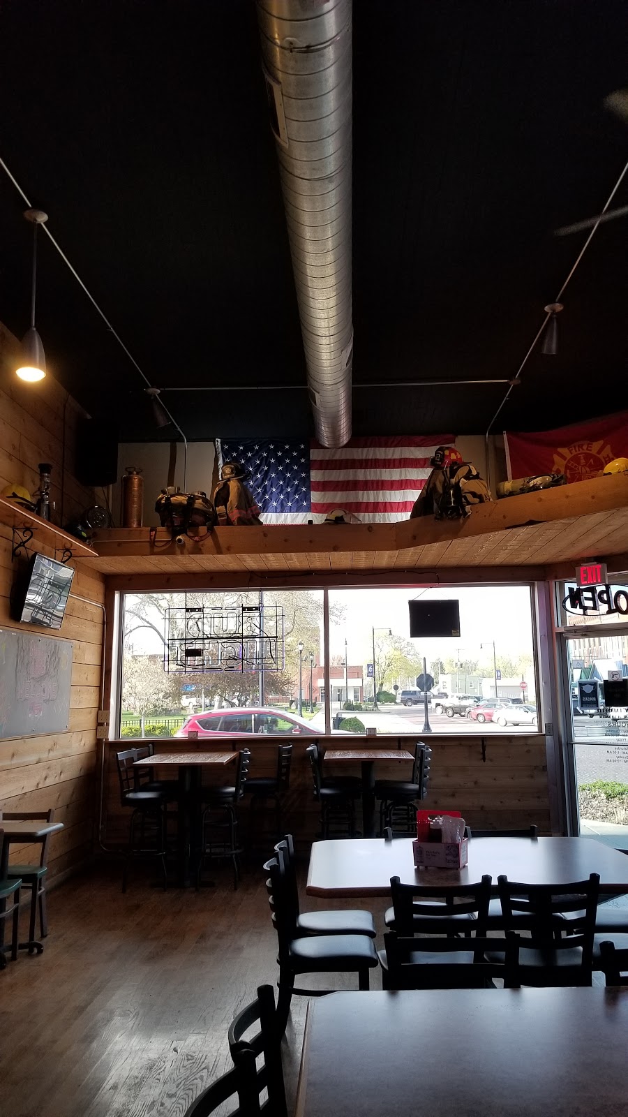 Station 1883 | restaurant | 102 W Lafayette St, Rushville, IL 62681, USA | 2172162050 OR +1 217-216-2050