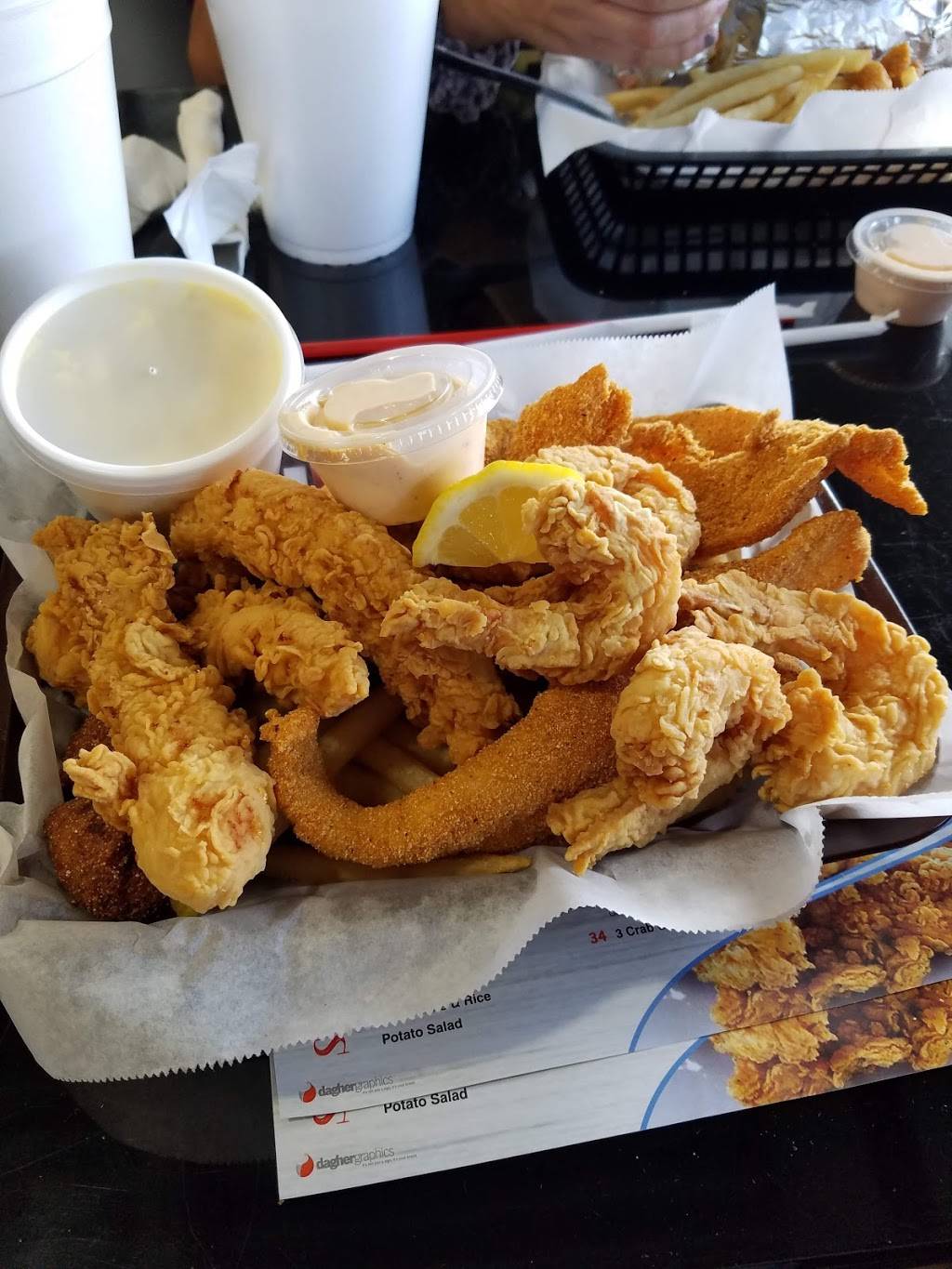 Sams Southern Eatery Toledo | restaurant | 1917 W Alexis Rd, Toledo, OH 43613, USA | 4194075050 OR +1 419-407-5050