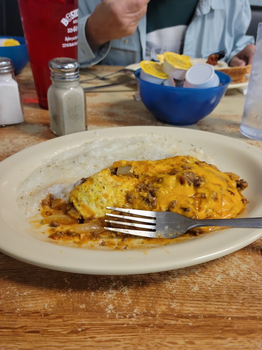 Sissys Red Wagon | restaurant | 401 N Main St Ave, Brownwood, TX 76801, USA | 3256461599 OR +1 325-646-1599