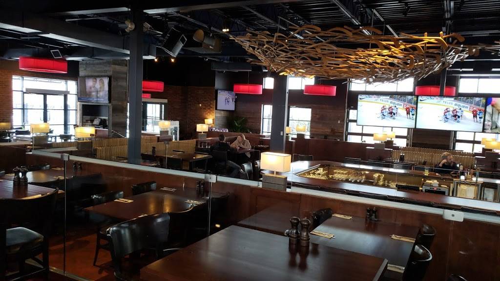 La Cage - Brasserie Sportive | restaurant | 2555 Rue dAnnemasse, Boisbriand, QC J7H 0A3, Canada | 4504372011 OR +1 450-437-2011