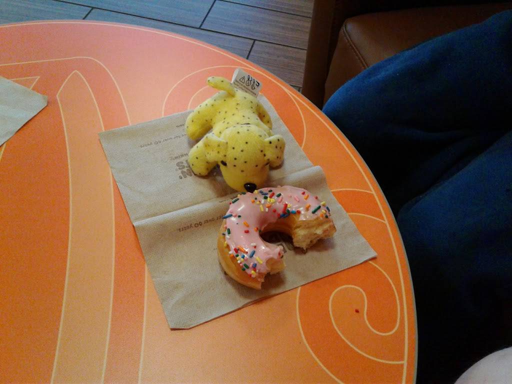 Dunkin | bakery | 2 W Penn Ave, Robesonia, PA 19551, USA | 4843352537 OR +1 484-335-2537