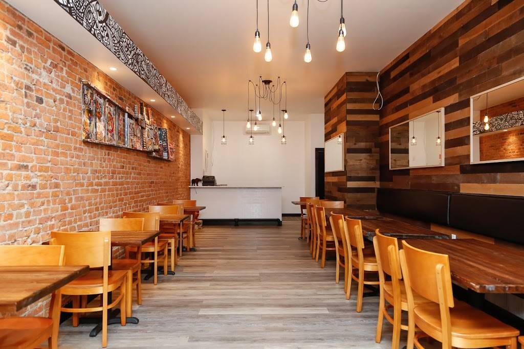 Lakay Venus | restaurant | 637 Rogers Ave, Brooklyn, NY 11226, USA | 7182874949 OR +1 718-287-4949