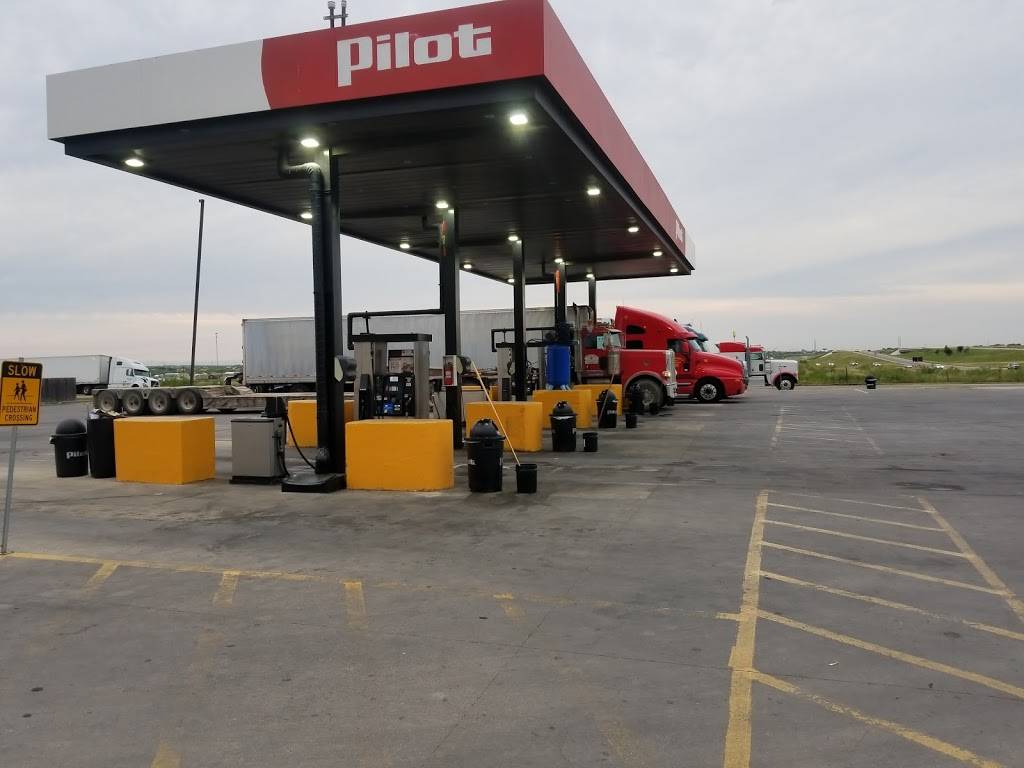 Pilot Travel Center | restaurant | 10700 US-183 N, Mustang Ridge, TX 78610, USA | 5123983070 OR +1 512-398-3070
