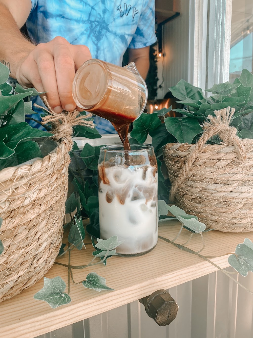 Ivy Coffee Co. | bakery | 6050 US-67 #102, Alvarado, TX 76009, USA | 8177232702 OR +1 817-723-2702