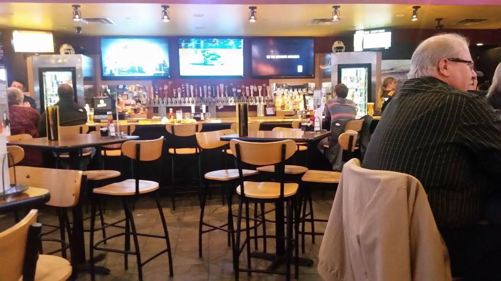 Buffalo Wild Wings | meal takeaway | 1385 Interstate Dr, Cookeville, TN 38501, USA | 9315200872 OR +1 931-520-0872