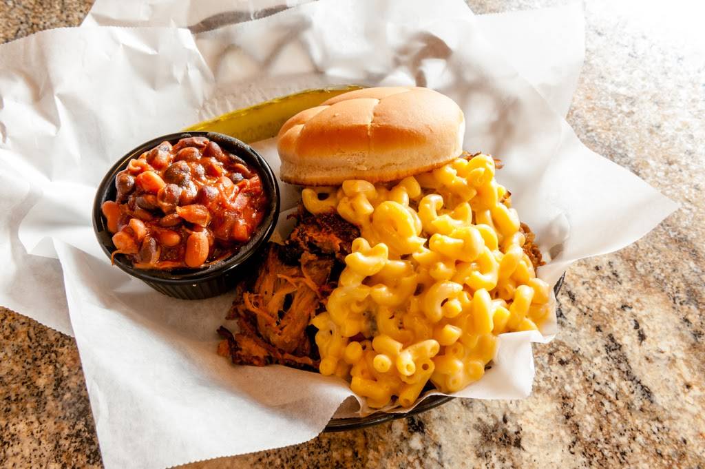 Parkys Smokehouse | restaurant | 2479 N Lebanon St, Lebanon, IN 46052, USA | 7654821646 OR +1 765-482-1646