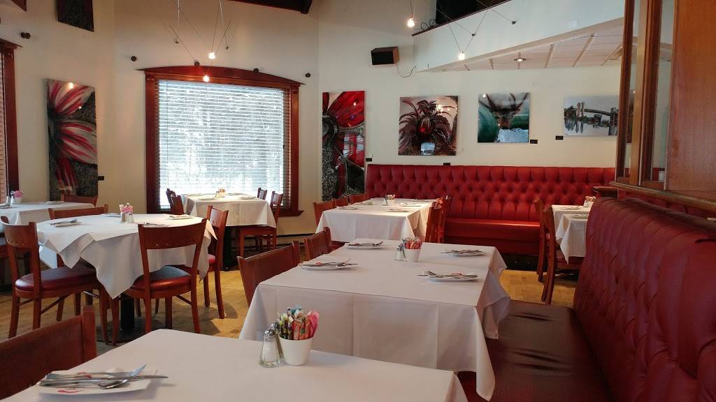 Restaurant Le Batifol | restaurant | 995 Boulevard du Lac, Lac-Beauport, QC G3B 0W6, Canada | 4188410414 OR +1 418-841-0414