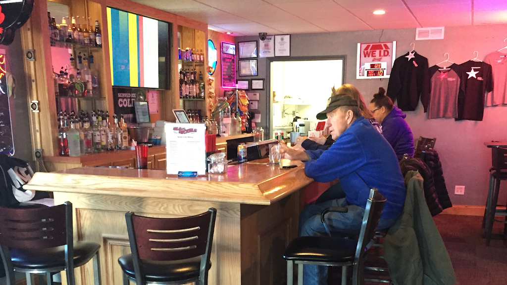 Slick Nickels | restaurant | 1235 Logan Ave, Belvidere, IL 61008, USA | 7795528645 OR +1 779-552-8645
