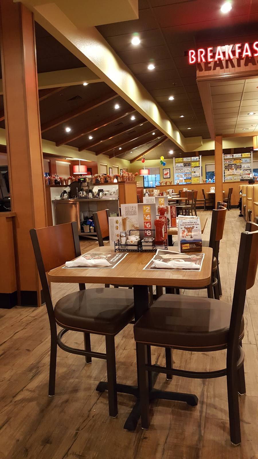 Dennys | restaurant | 1501 Harrisburg Pike, Carlisle, PA 17015, USA | 7172180197 OR +1 717-218-0197