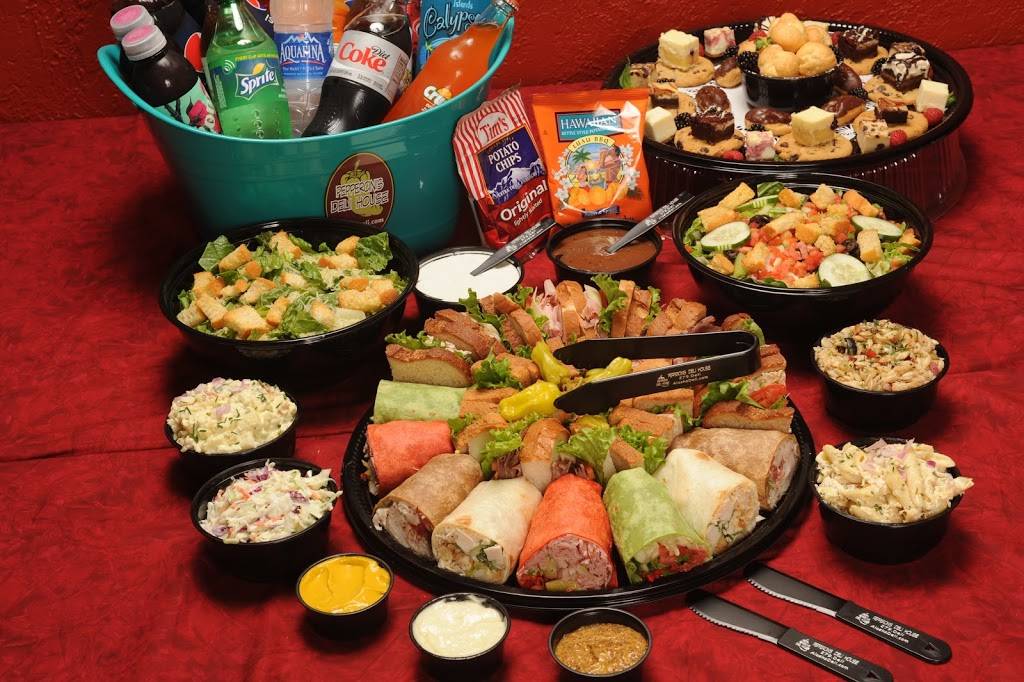 Peppercinis Deli and Catering | meal delivery | 239 E 26th Ave, Anchorage, AK 99503, USA | 9072793354 OR +1 907-279-3354