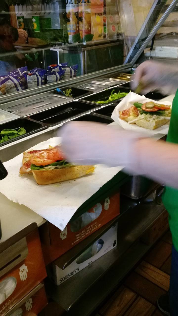 Subway | meal takeaway | 505 N Maguire St, Warrensburg, MO 64093, USA | 6604296500 OR +1 660-429-6500