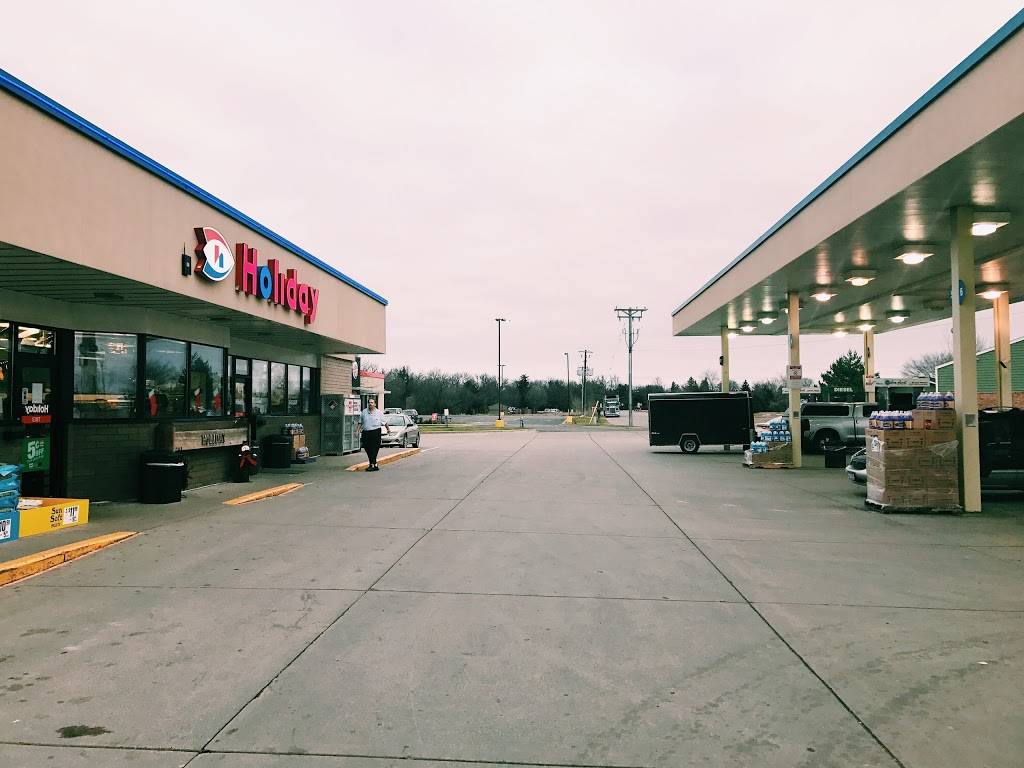 Holiday Stationstores | cafe | 1015 MN-24, Clearwater, MN 55320, USA | 3205582568 OR +1 320-558-2568