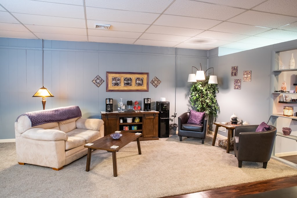 Indigo Roots Co. | cafe | 102 E Jefferson St, Bloomfield, IA 52537, USA | 6416641100 OR +1 641-664-1100