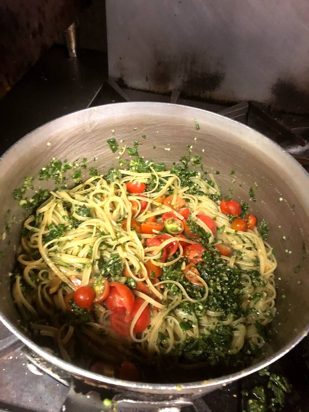 Sals Italian Restaurant & Pizzeria West End Radford | restaurant | 709 W Main St, Radford, VA 24141, USA | 5406399669 OR +1 540-639-9669