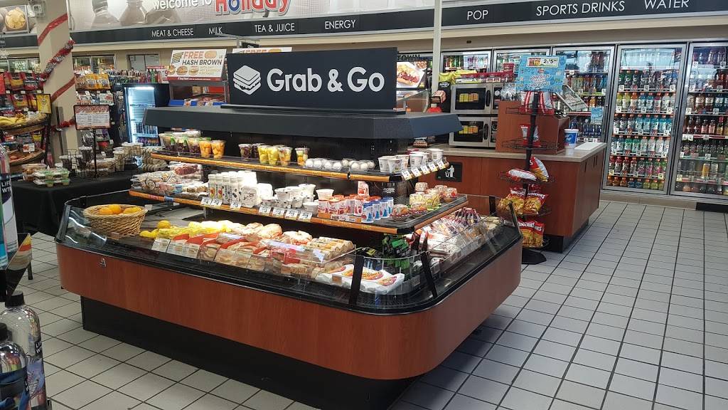 Holiday Stationstores | cafe | 1015 MN-24, Clearwater, MN 55320, USA | 3205582568 OR +1 320-558-2568