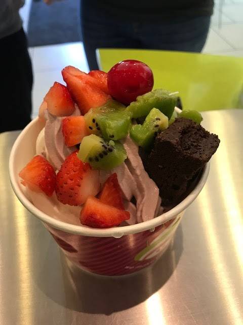 Menchies Frozen Yogurt | bakery | 5194 Commons Dr Ste 103, Rocklin, CA 95677, USA | 9166526577 OR +1 916-652-6577
