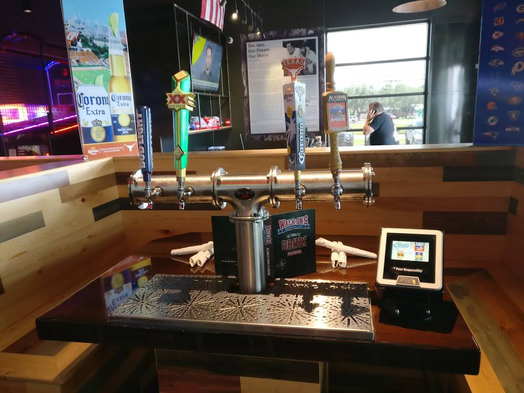 Walk-Ons Sports Bistreaux | restaurant | 1400 Pantheon Way, Hollywood Park, TX 78232, USA | 2104510563 OR +1 210-451-0563