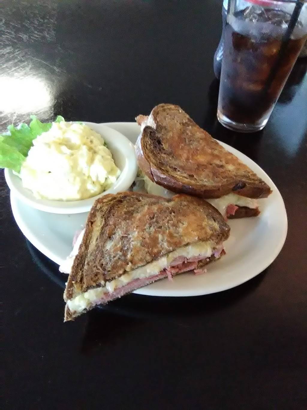 Maryville Corner Market | bakery | 800 Montvale Rd, Maryville, TN 37803, USA | 8659808509 OR +1 865-980-8509