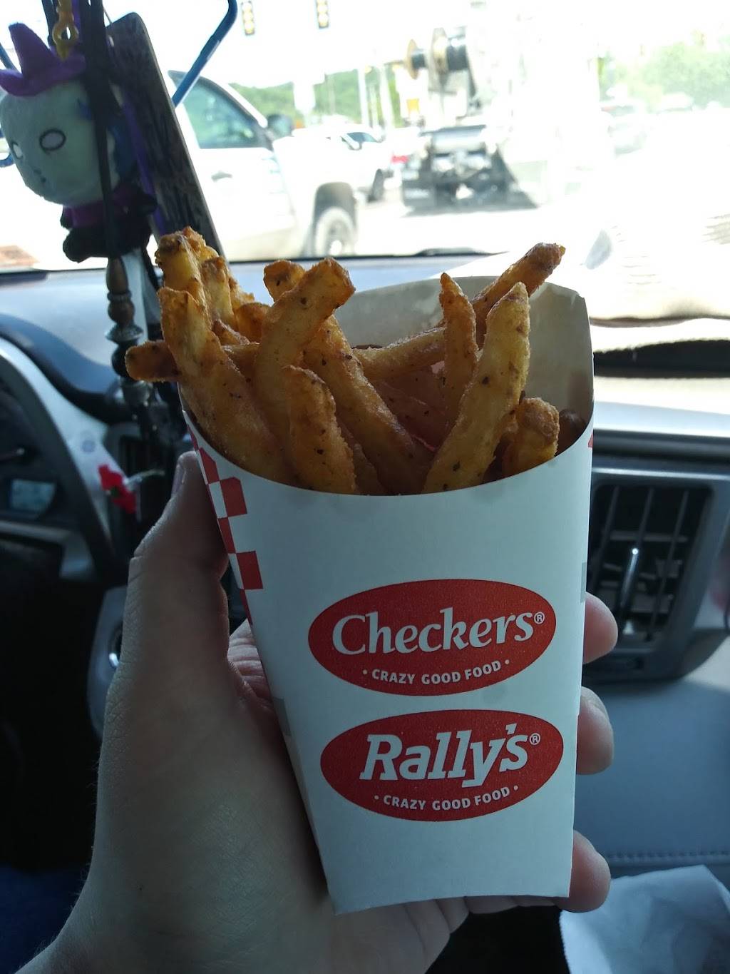 Checkers | restaurant | 4110 1st Ave, Nitro, WV 25143, USA | 3047553505 OR +1 304-755-3505