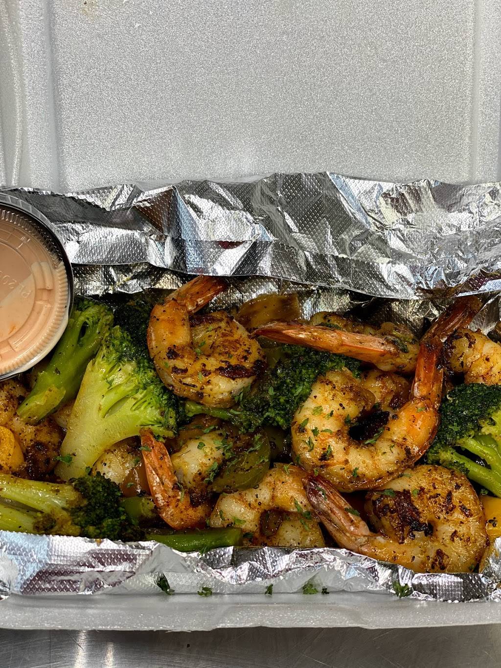On The Move Catering LLC | restaurant | 705 South Gordon Rd SW, Mableton, GA 30126, USA | 4045458800 OR +1 404-545-8800