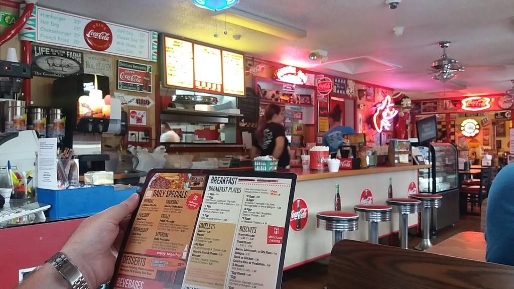 Hendrix Barbecue | restaurant | 2488 Statesville Blvd, Salisbury, NC 28147, USA | 7046339838 OR +1 704-633-9838