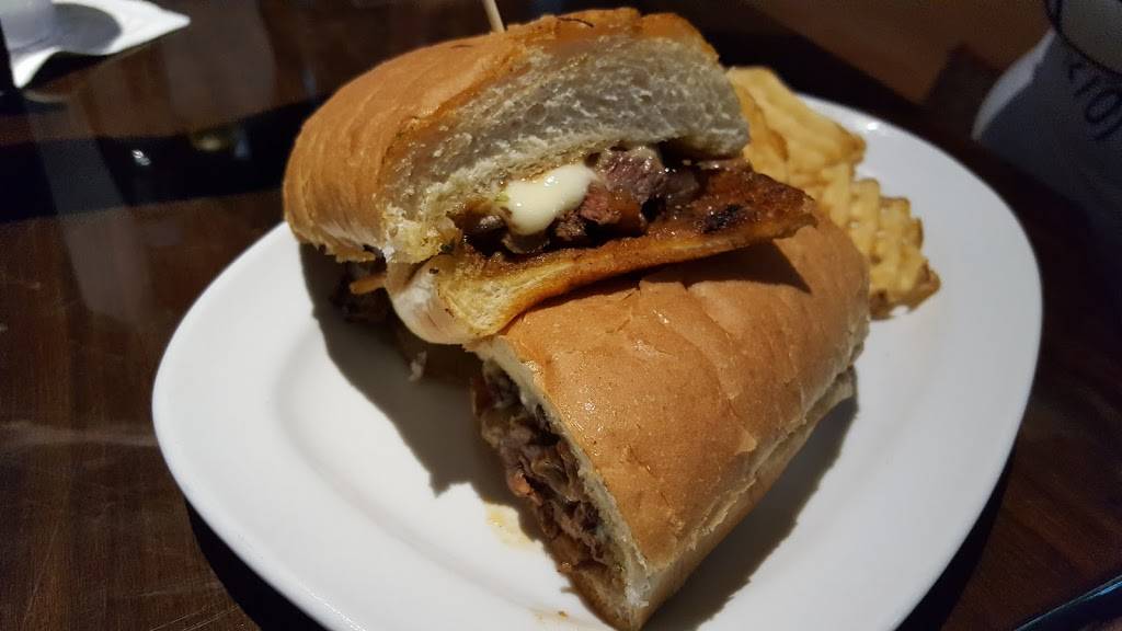 Walk-Ons Sports Bistreaux | restaurant | 1400 Pantheon Way, Hollywood Park, TX 78232, USA | 2104510563 OR +1 210-451-0563