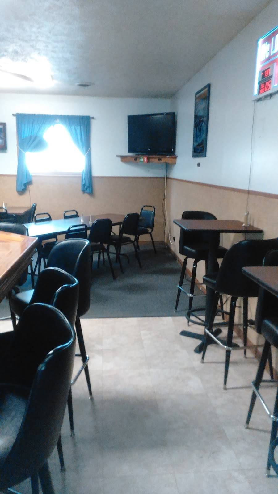 Bettys Place | restaurant | 109 E Main St, Bruning, NE 68322, USA | 4023532725 OR +1 402-353-2725
