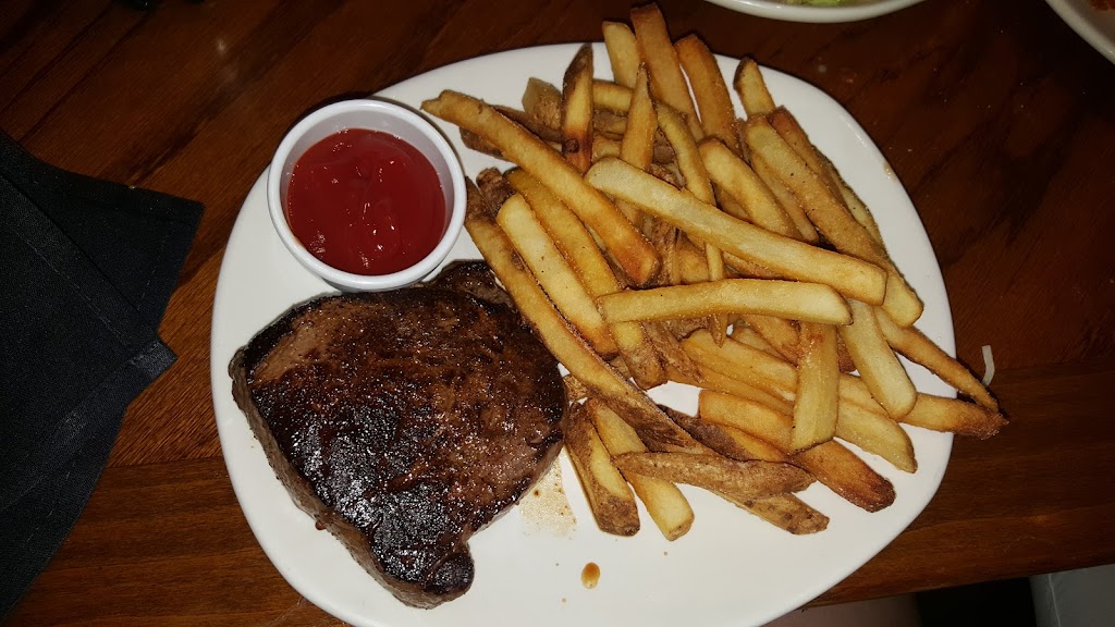 Outback Steakhouse | meal takeaway | 250 Red Cliffs Dr #40, St. George, UT 84790, USA | 4356747788 OR +1 435-674-7788