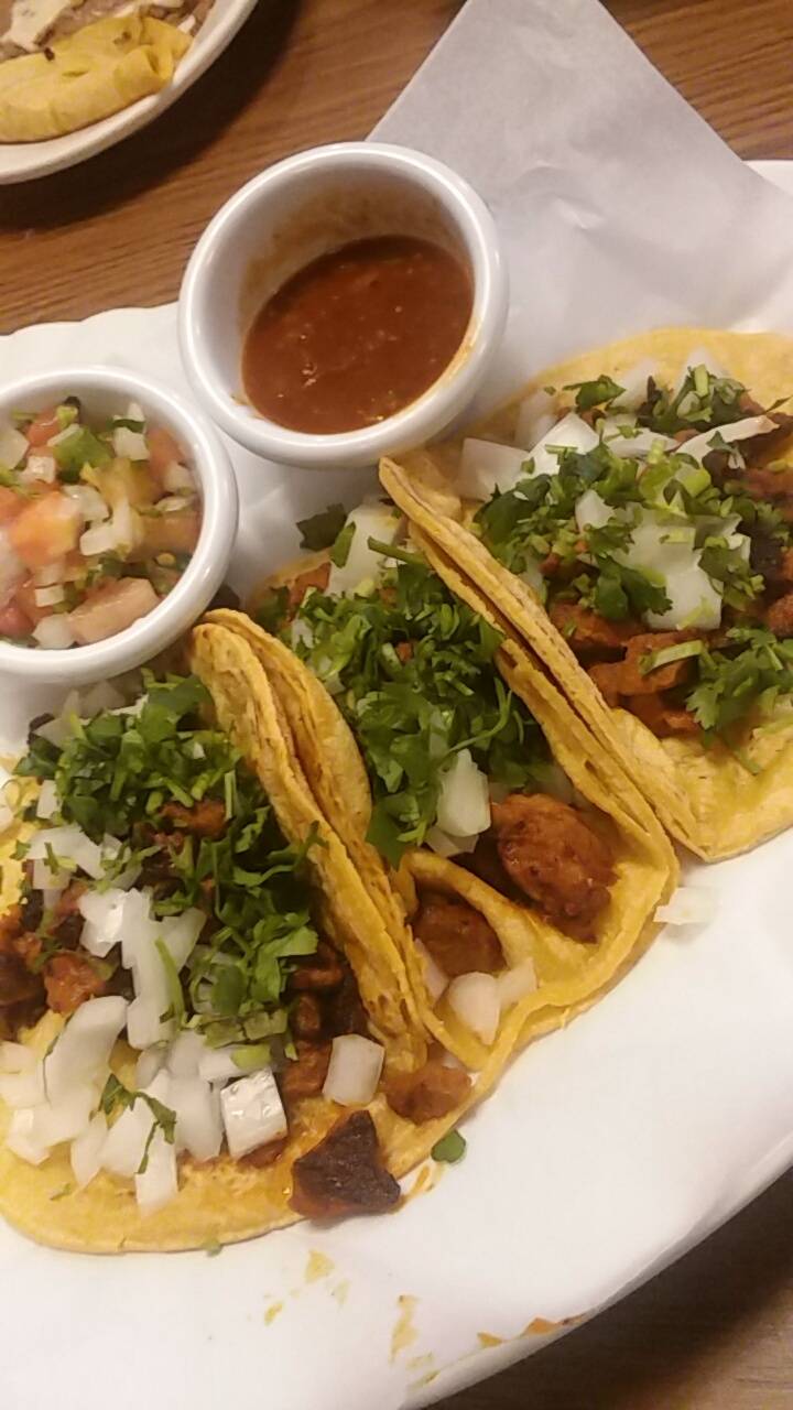 El Ranchero Mexican Restaurant | restaurant | 650 E Fire Tower Rd f, Winterville, NC 28590, USA | 2523538700 OR +1 252-353-8700