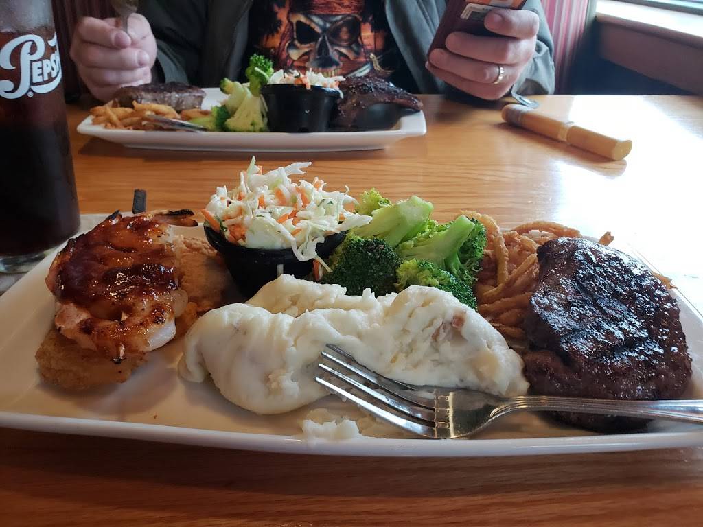 Applebees Grill + Bar | restaurant | 18891 Freeport St, Elk River, MN 55330, USA | 7634418301 OR +1 763-441-8301