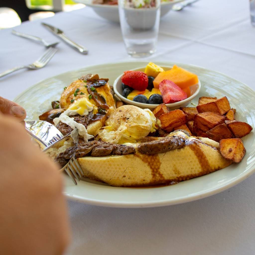 The Blue Marlin | restaurant | 200 E Beach Blvd, Gulfport, MS 39507, USA | 2282063329 OR +1 228-206-3329