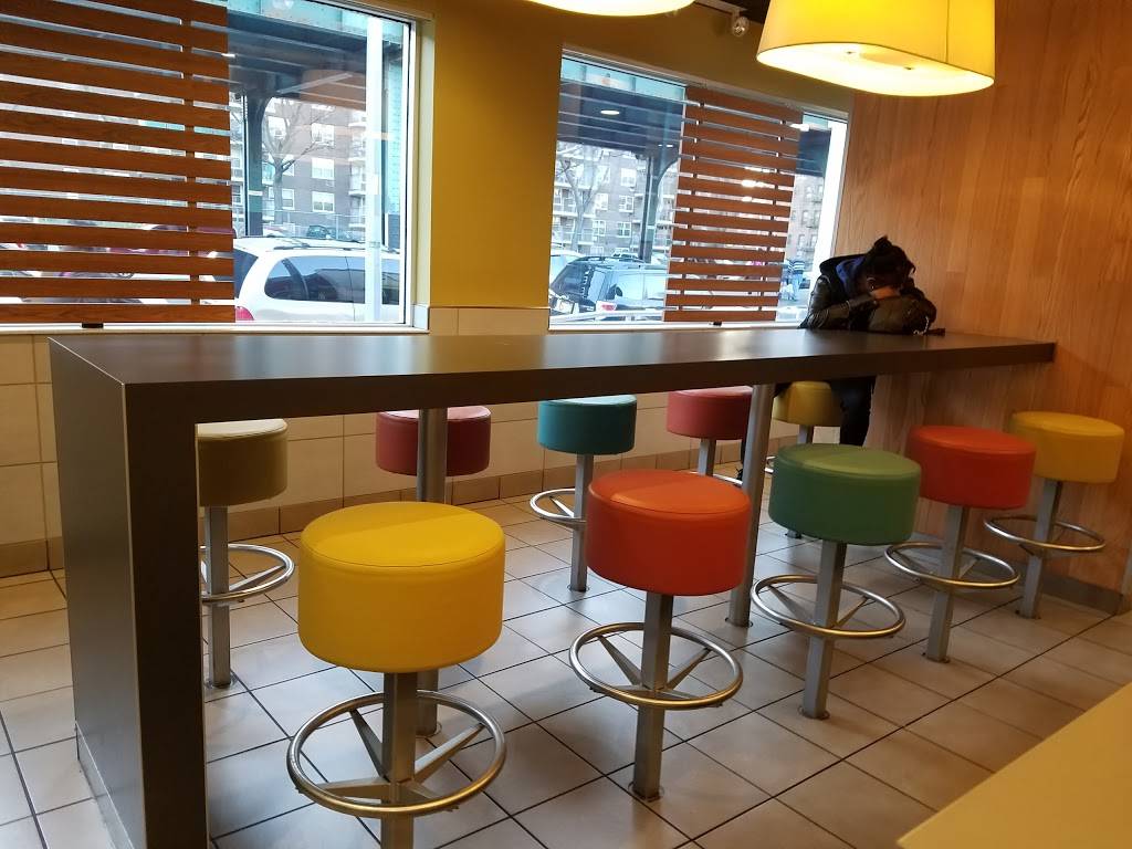McDonalds | cafe | 2516 White Plains Rd, Bronx, NY 10467, USA | 7188827541 OR +1 718-882-7541