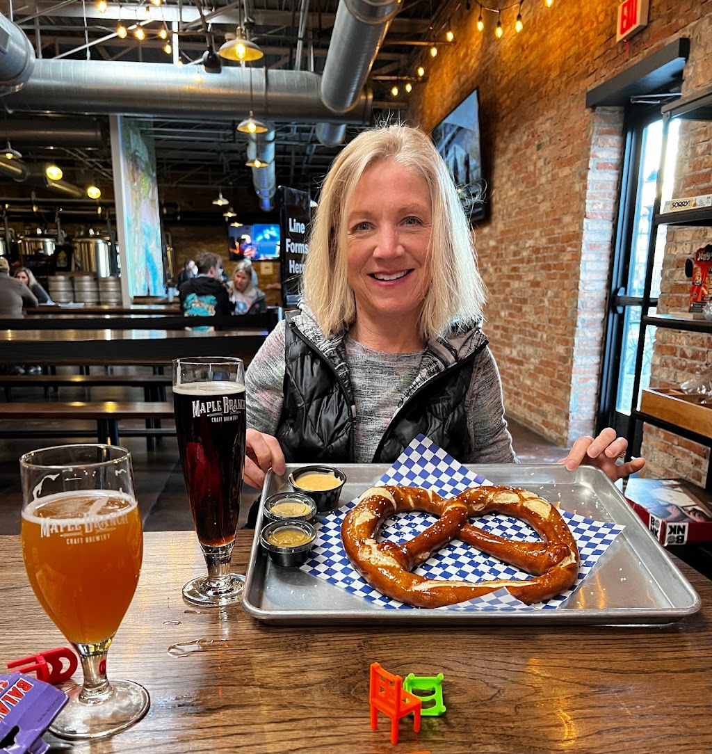 Maple Branch Craft Brewery | restaurant | 2628 Whitmore St, Fort Worth, TX 76107, USA | 8178627007 OR +1 817-862-7007