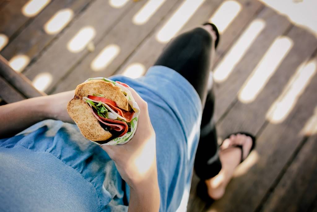 Quiznos | restaurant | 2883 State Rte 903, Bracey, VA 23919, USA | 4346895000 OR +1 434-689-5000