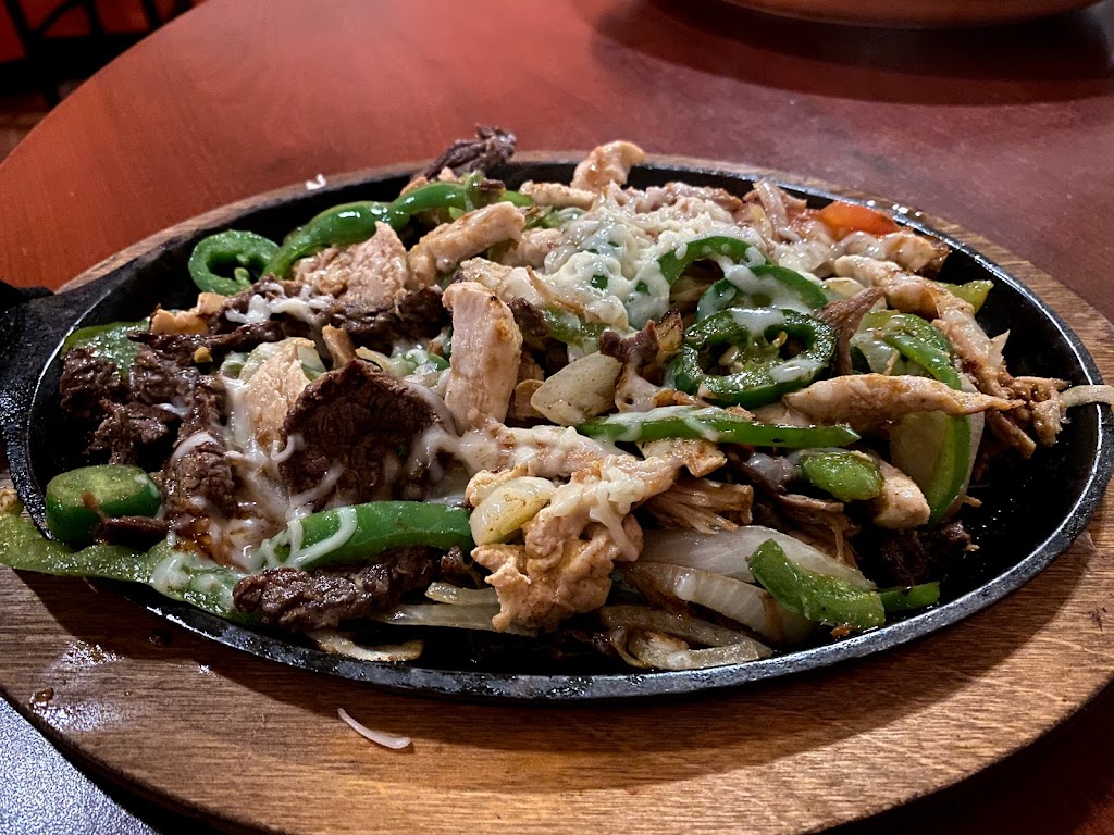 El Toro | restaurant | 216 N 16th St, Clarinda, IA 51632, USA | 7125421167 OR +1 712-542-1167