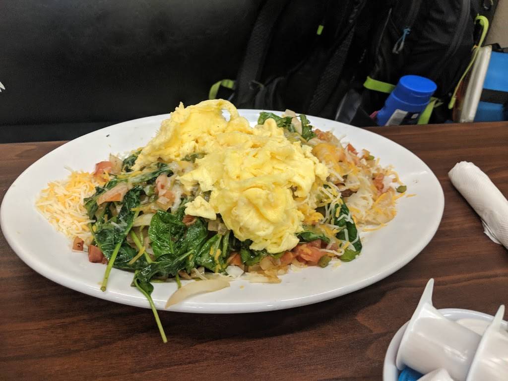 The Factory Diner | restaurant | 200 W 1st St, Farmington, MO 63640, USA | 5737600208 OR +1 573-760-0208