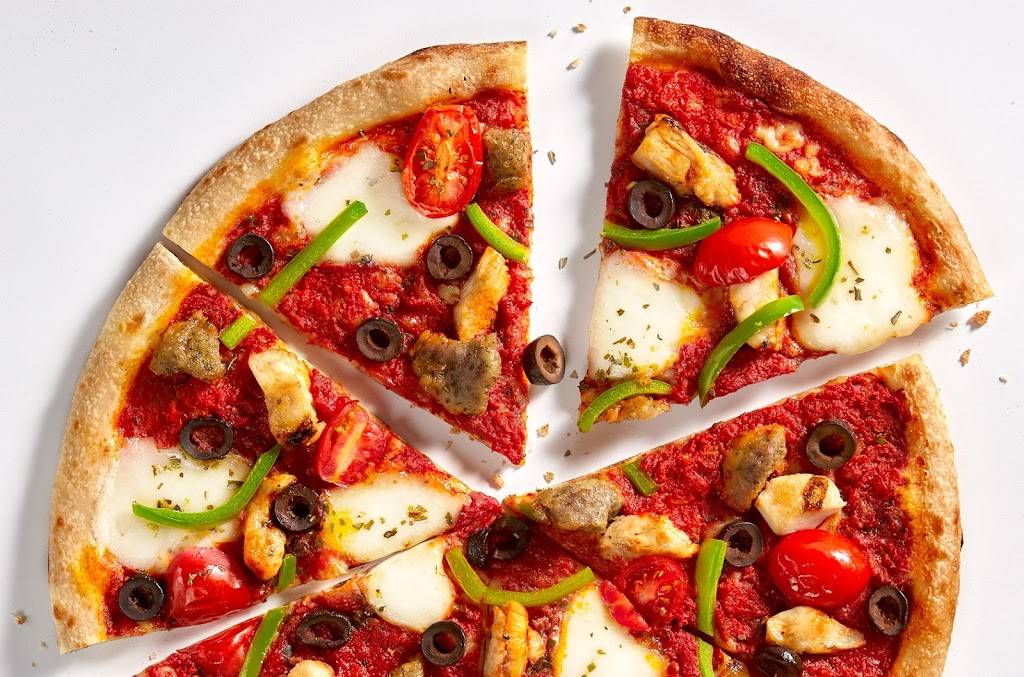 Blaze Pizza | meal takeaway | 300 W Martin Luther King Jr Pkwy, Des Moines, IA 50309, USA | 5155181393 OR +1 515-518-1393