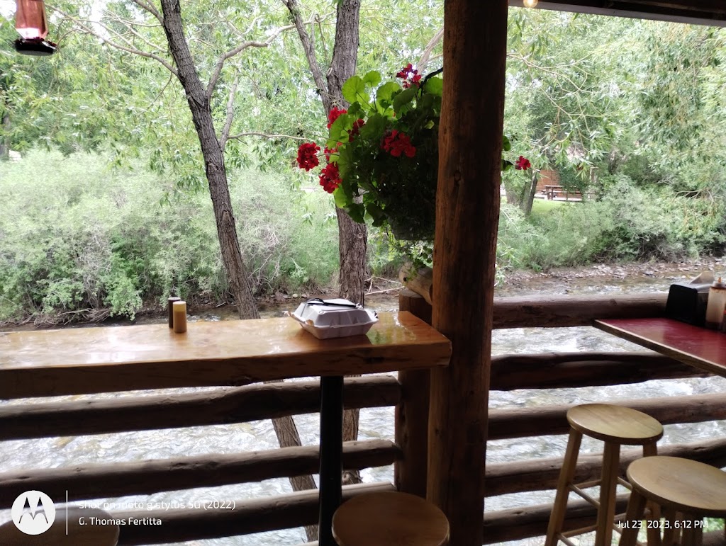 2Zs BBQ | restaurant | 106 E Rams Horn #1071, Dubois, WY 82513, USA | 3074552548 OR +1 307-455-2548