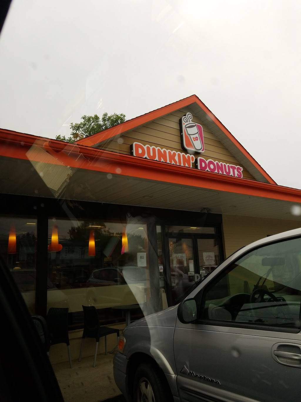 Dunkin | bakery | 2 W Penn Ave, Robesonia, PA 19551, USA | 4843352537 OR +1 484-335-2537