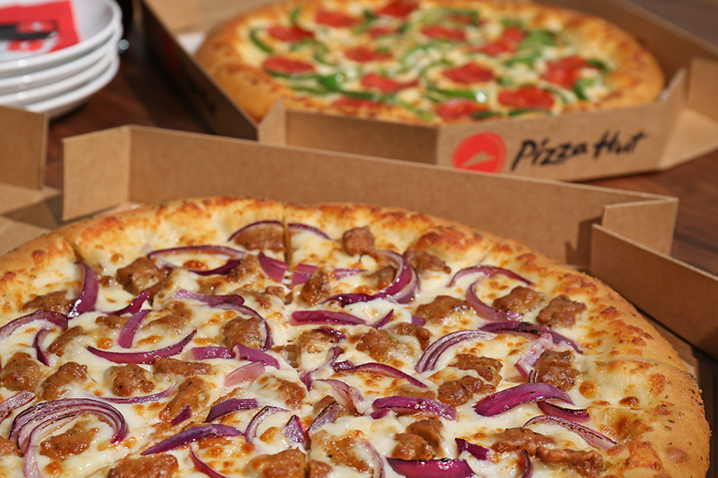 Pizza Hut | restaurant | 9349 PA-61, Coal Township, PA 17851, USA | 5706484673 OR +1 570-648-4673