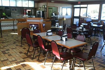 A Touch of Home Bakery | bakery | 1221 US-45 ALT, West Point, MS 39773, USA | 6624943999 OR +1 662-494-3999